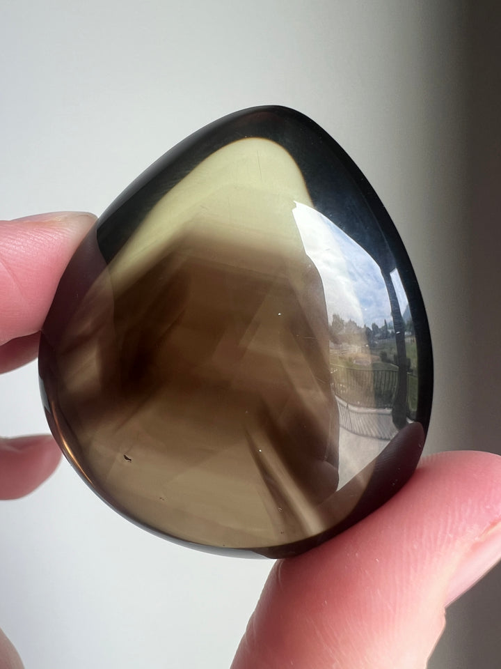 High Grade Smoky Quartz polished Palmstone with Phantoms | 56.4 g