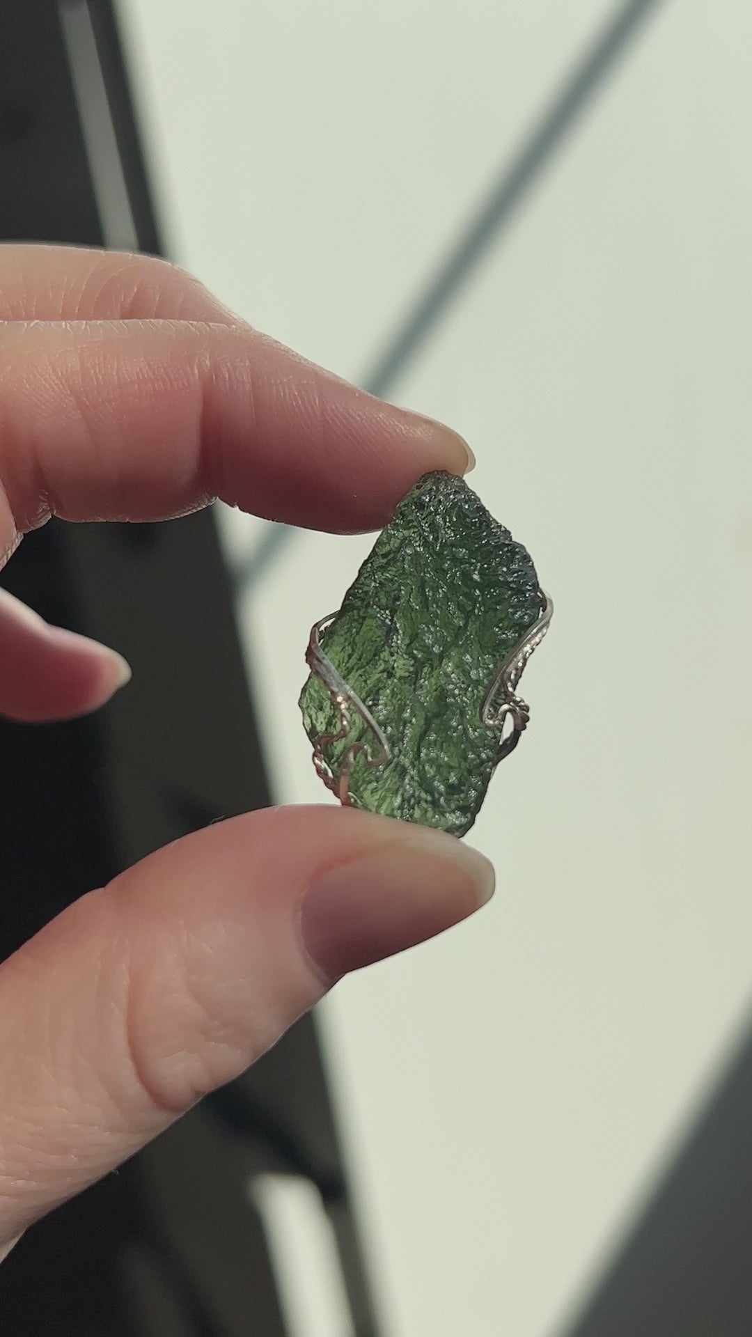 Moldavite Pendant (32) | 7.1g