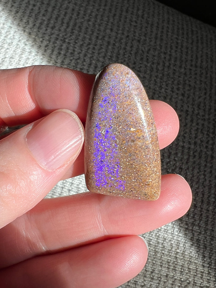Louisiana Opal Cab | 29.5 carats