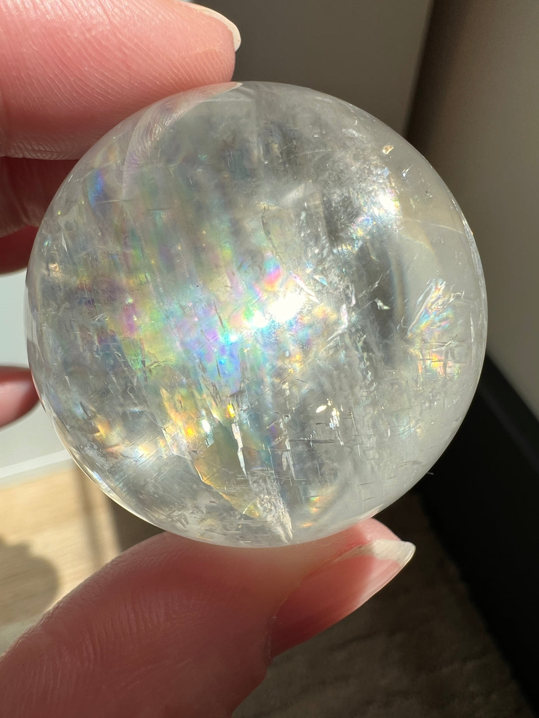 Optical Calcite Sphere (12) | 84.3g 40mm