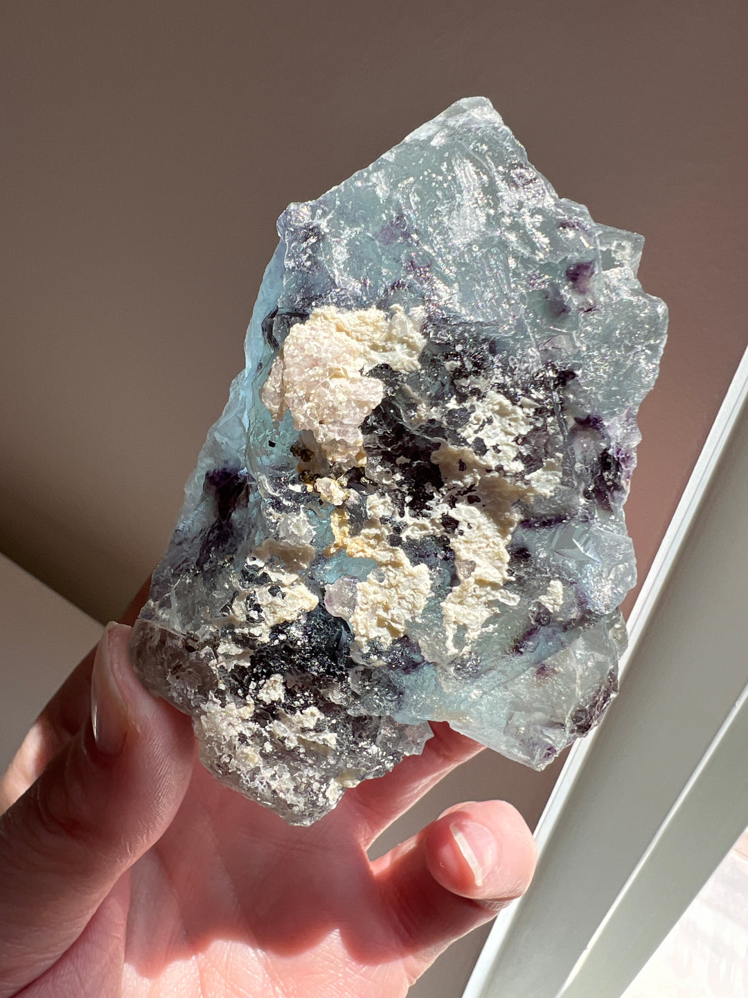 Fluorite (8) | 284.1g