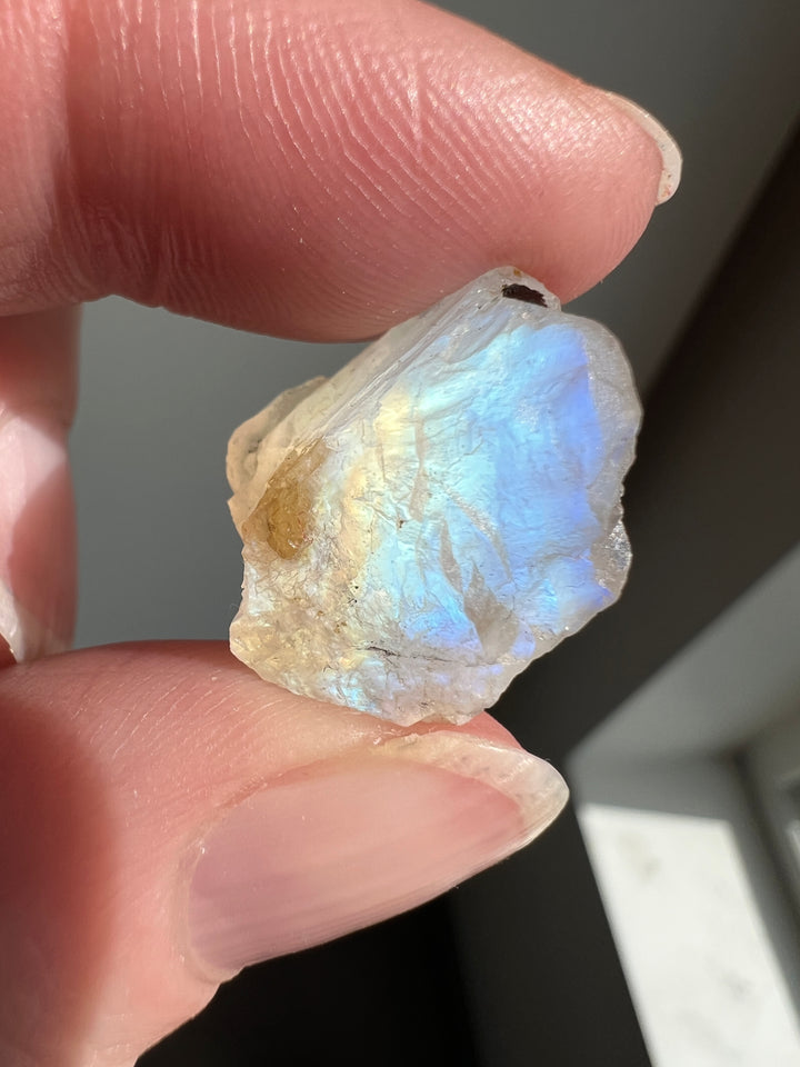 Raw Moonstone (18) | 3.9g