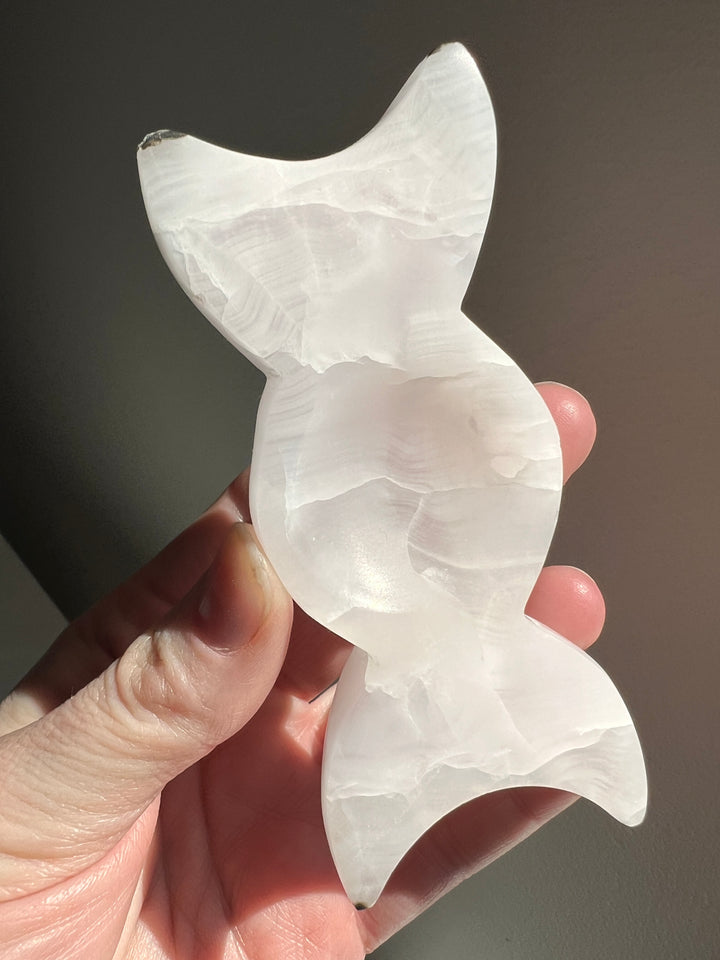 Mangano Calcite Sphere Stand | 128.6g