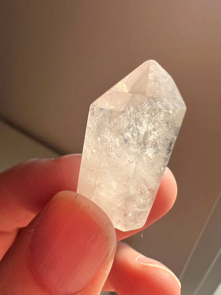 Partially Polished Quartz Enhydro (15) | 7.4g
