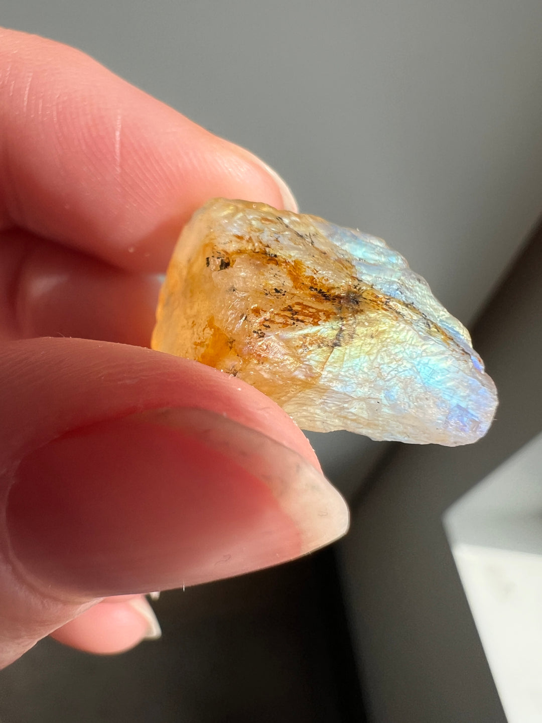 Raw Moonstone (20) | 6.2g