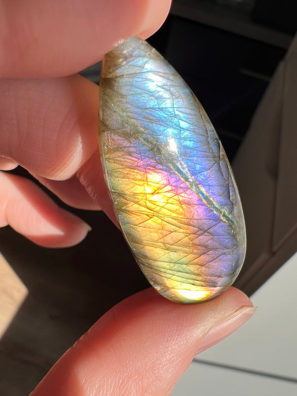 Labradorite Cab (9)