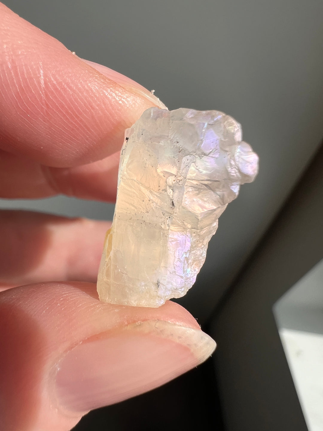 Raw moonstone (6) | 6.9g