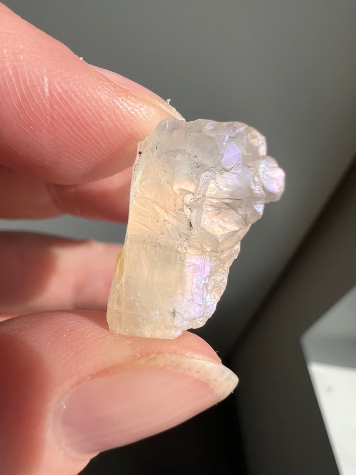 Raw moonstone (6) | 6.9g