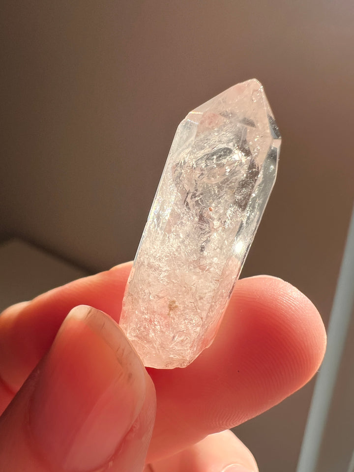 Partially Polished Quartz Enhydro (16) | 5.1g