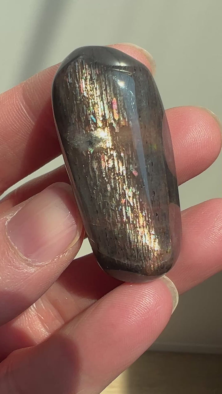 Meteor Shower Sunstone (8B) | 20.6g