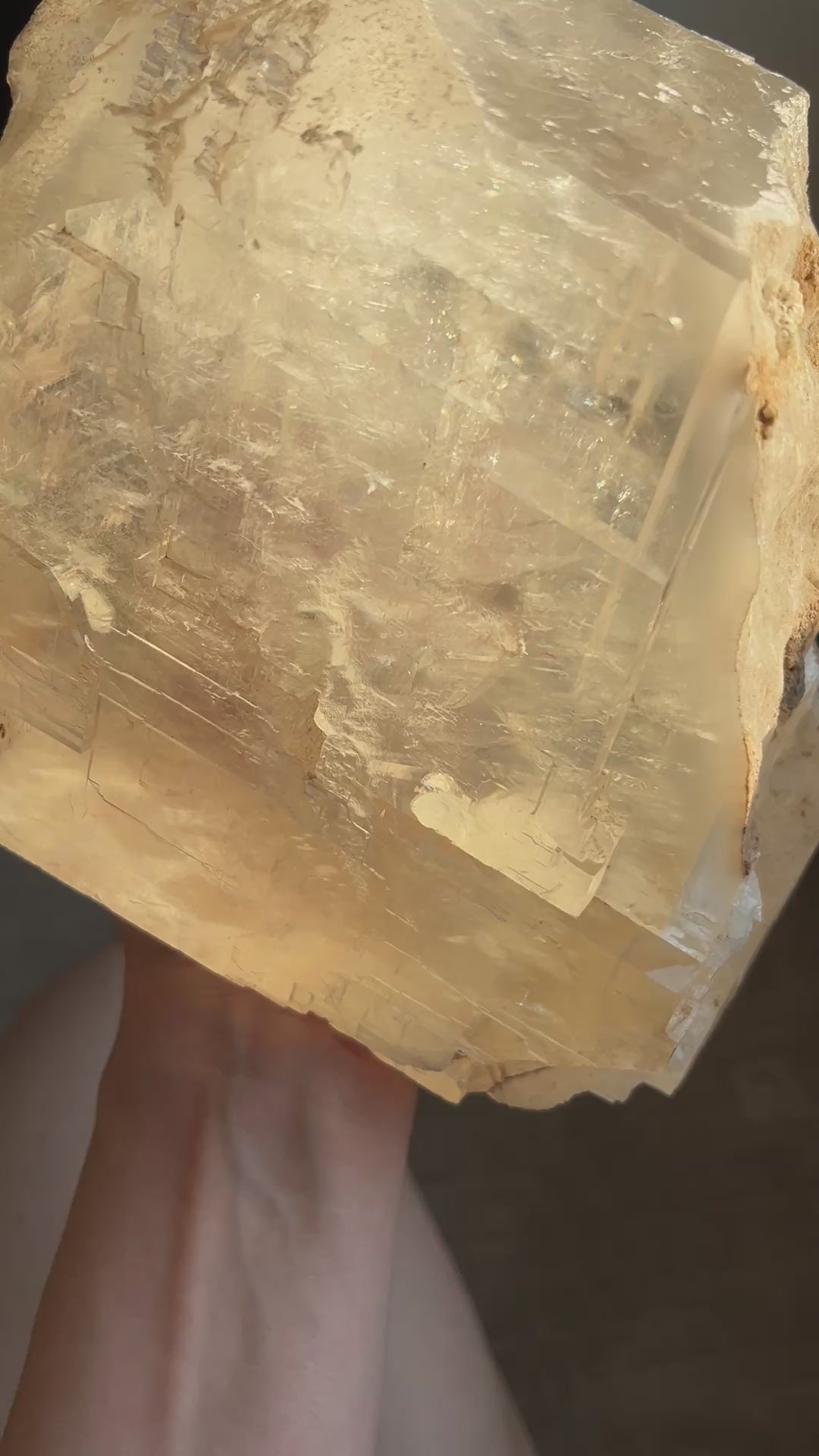 8.10lb Optical Calcite Big bubble Enhydro!!