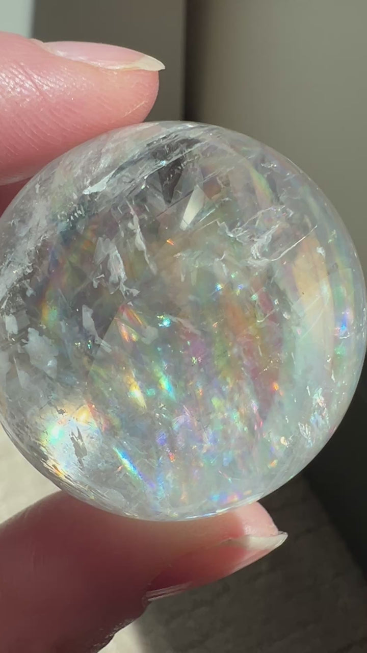 Optical Calcite (23) 83.4g 39mm