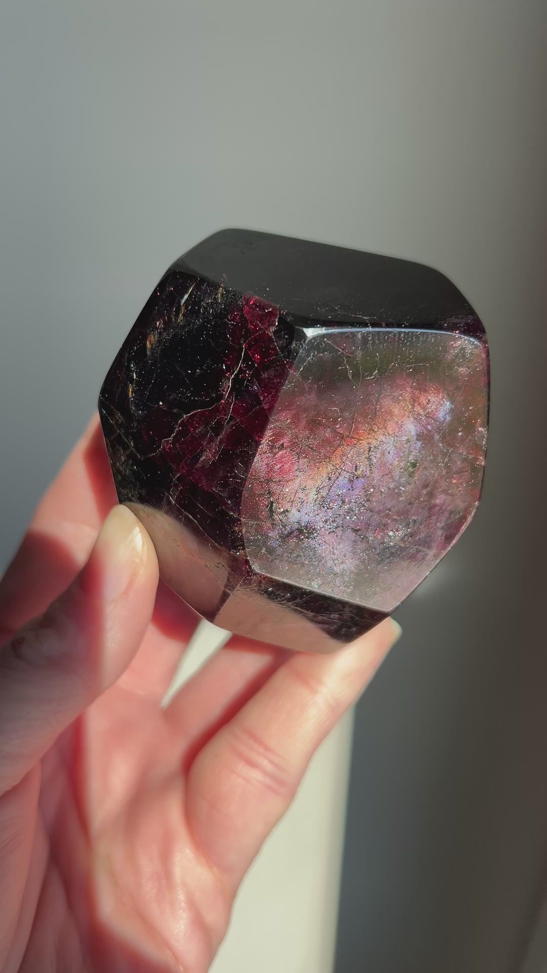 Polished Garnet | 560g