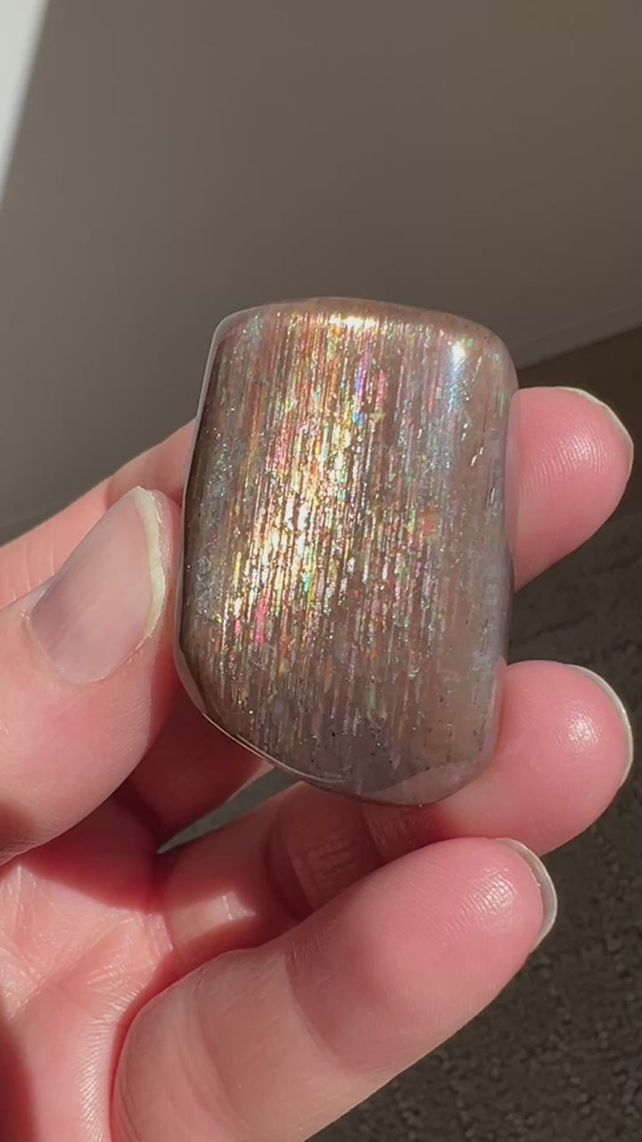 Meteor Shower Sunstone (17) | 26.4g