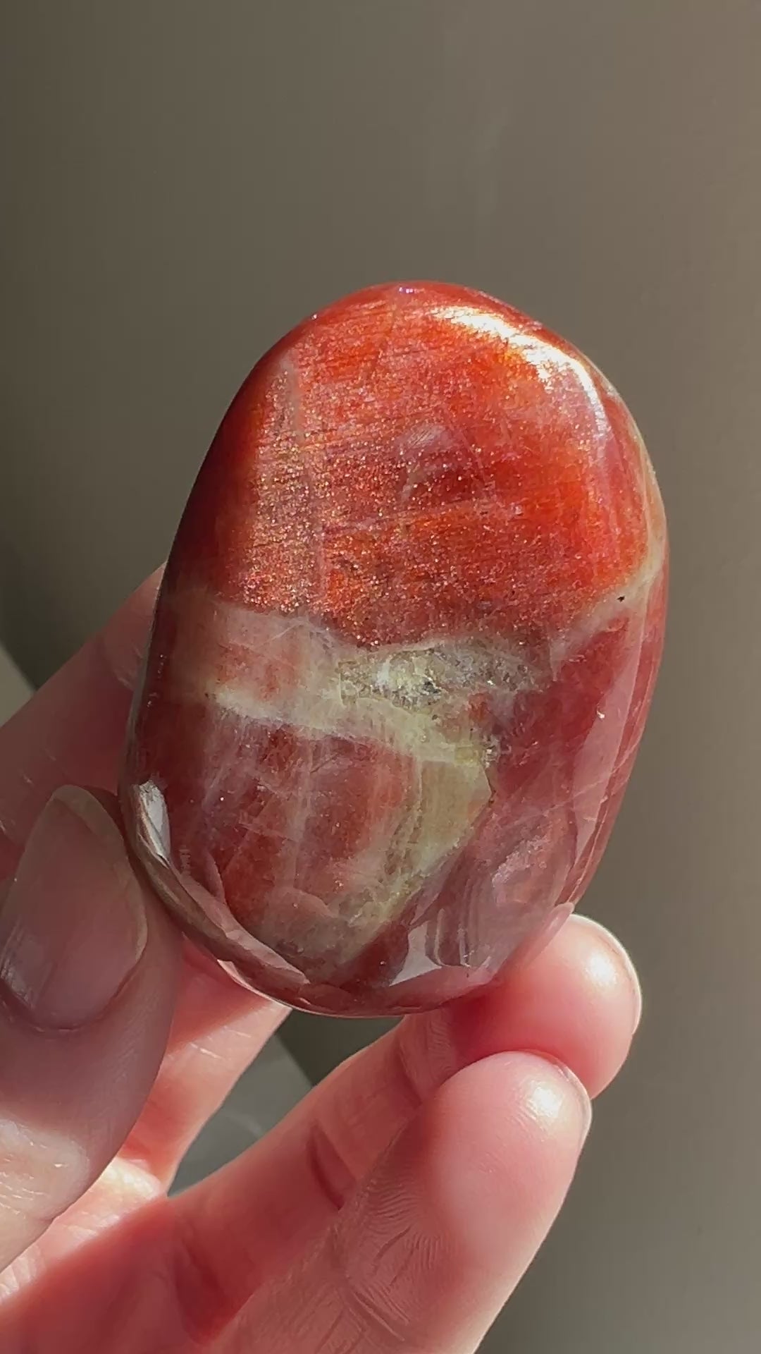 Tanzania Red Sunstone Palmstone (8) | 70.6g
