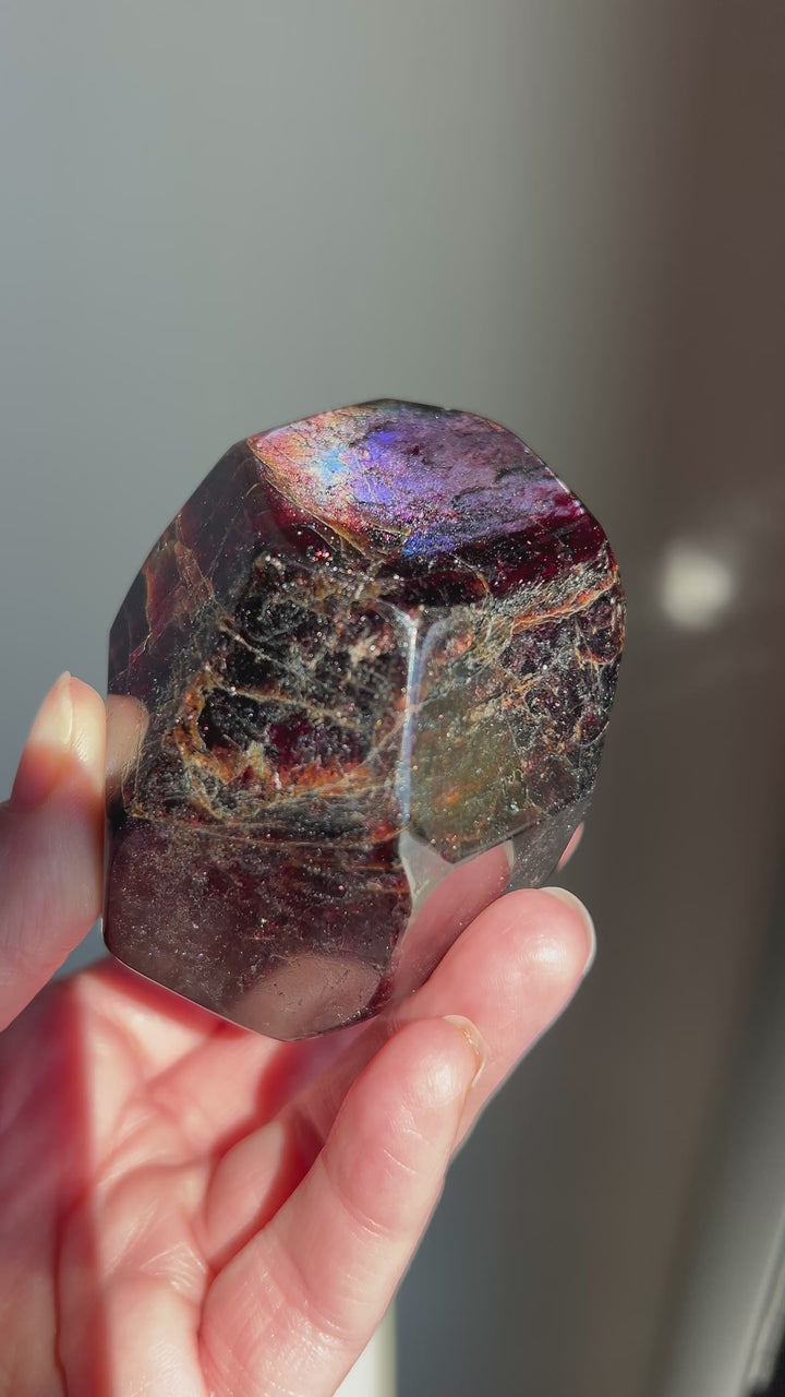 Polished Garnet | 560g