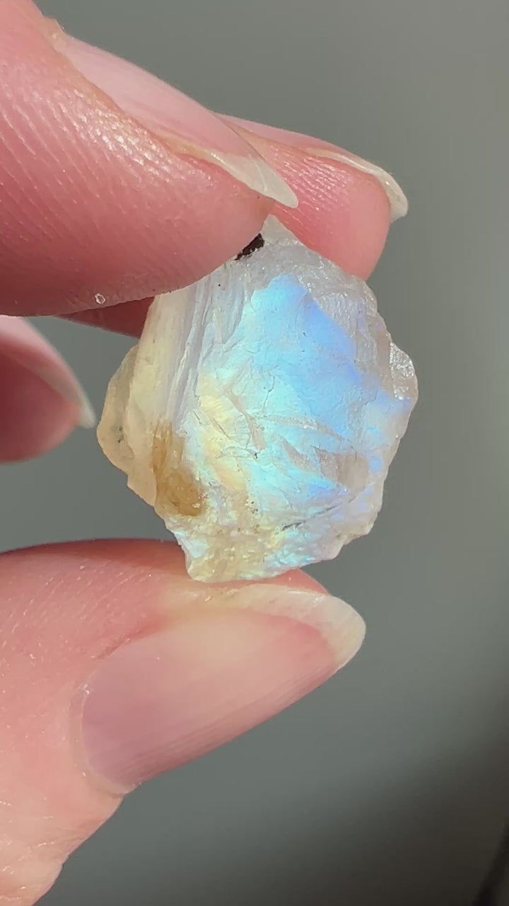 Raw Moonstone (18) | 3.9g