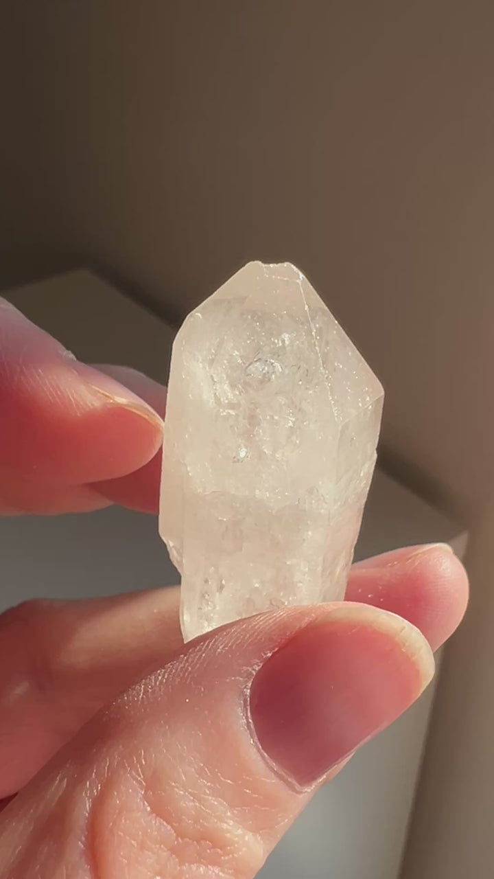Raw Quartz Enhydro (12) | 17.7g