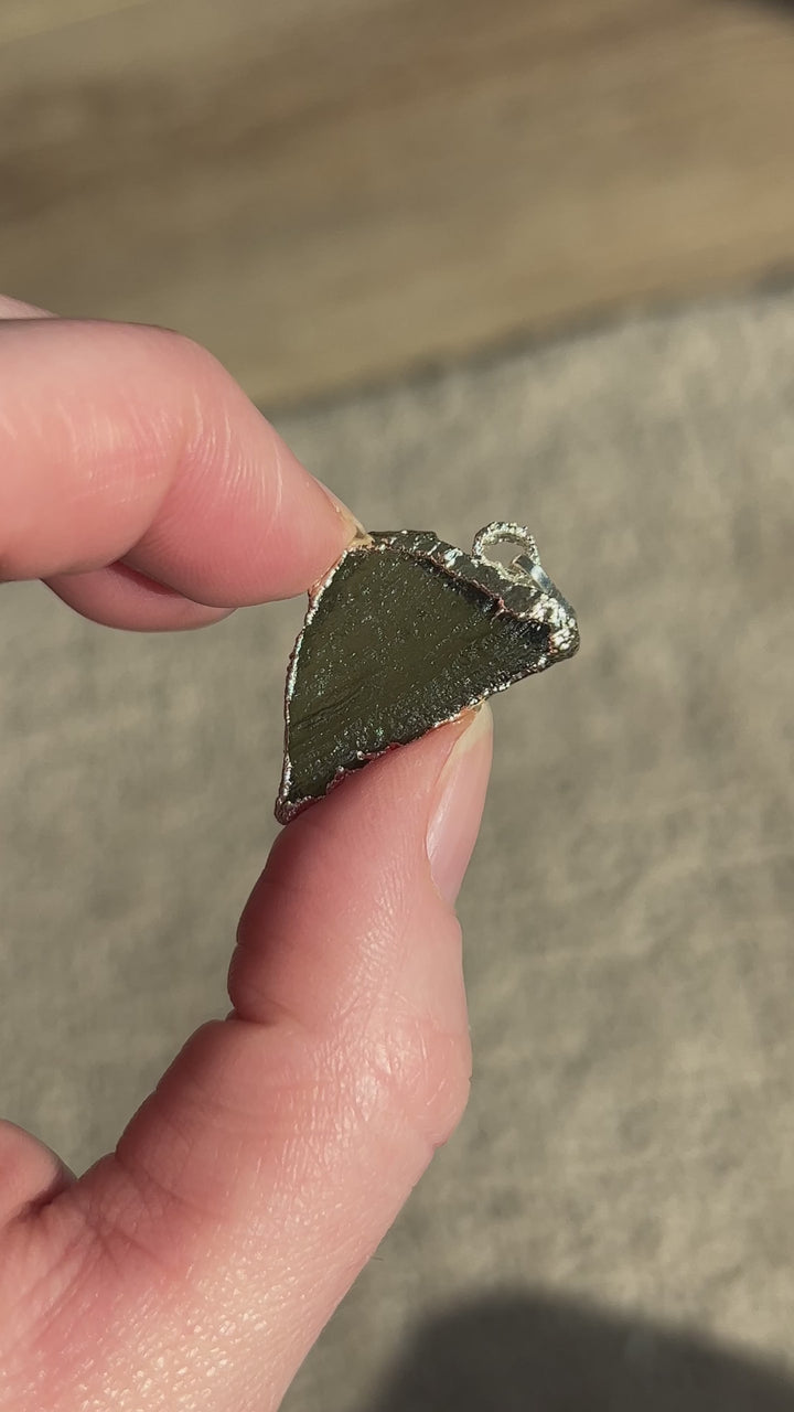 Moldavite Pendant (23) | 3.1g