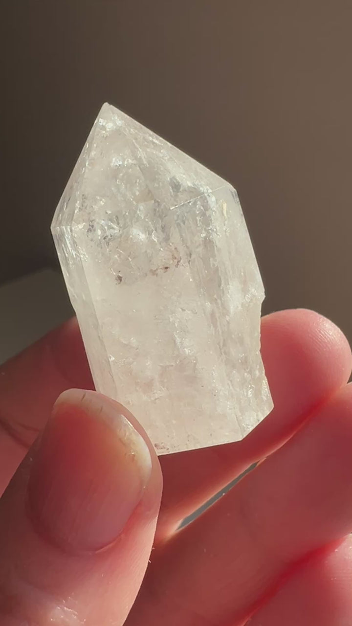Partially Polished Quartz Enhydro (10) | 24.3g